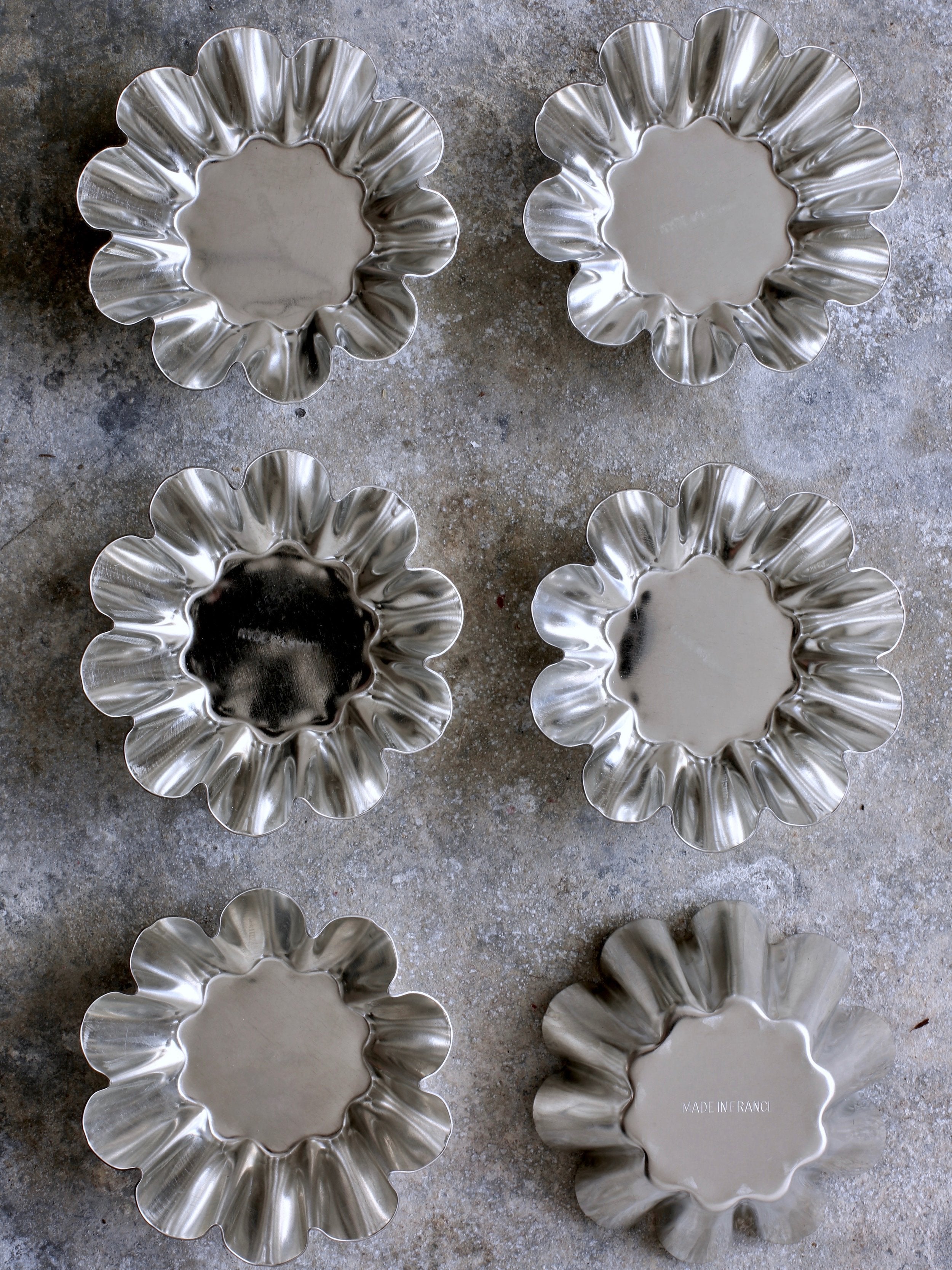 Petite Brioche Tins