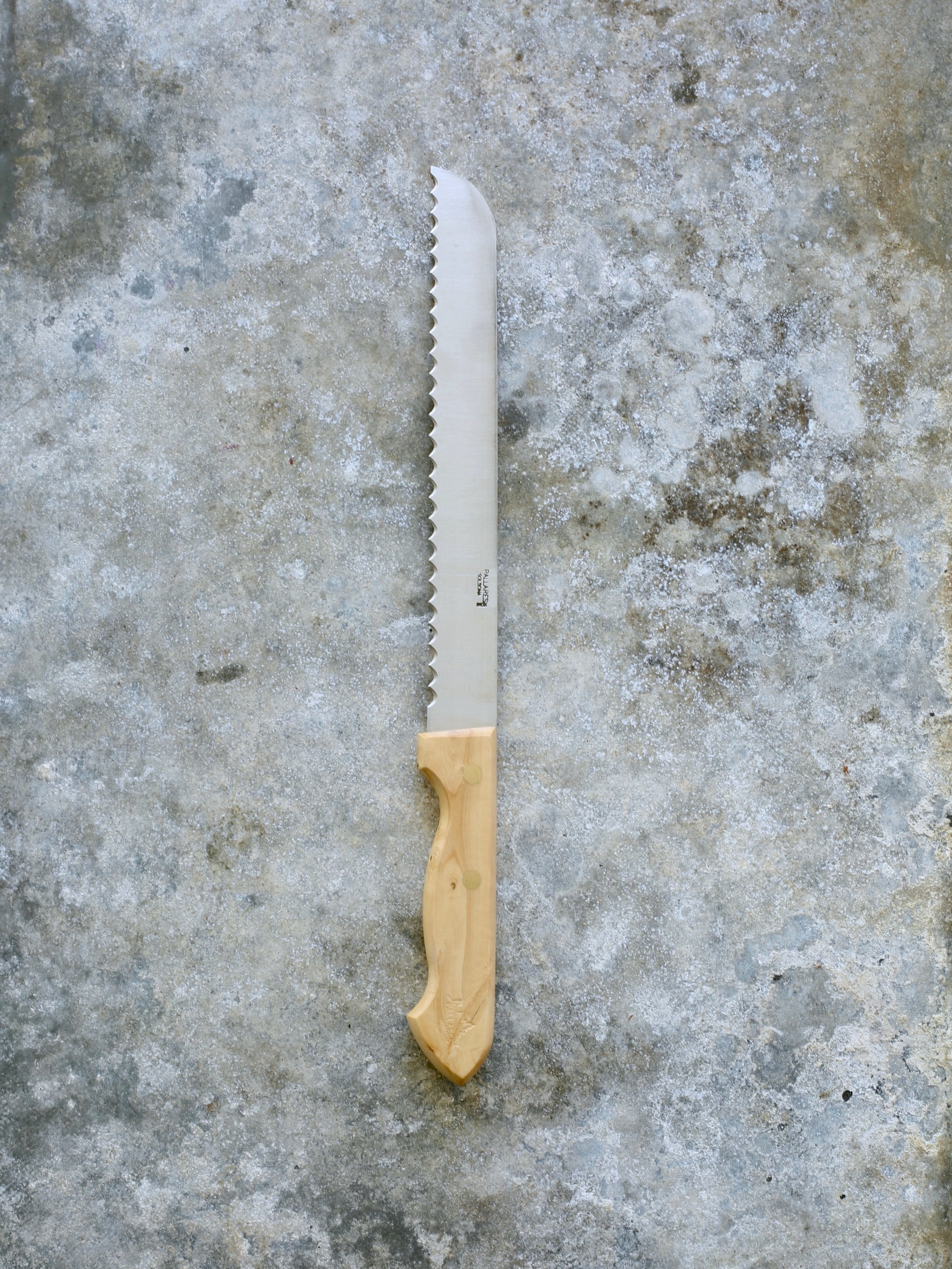 Classic Bread Knife