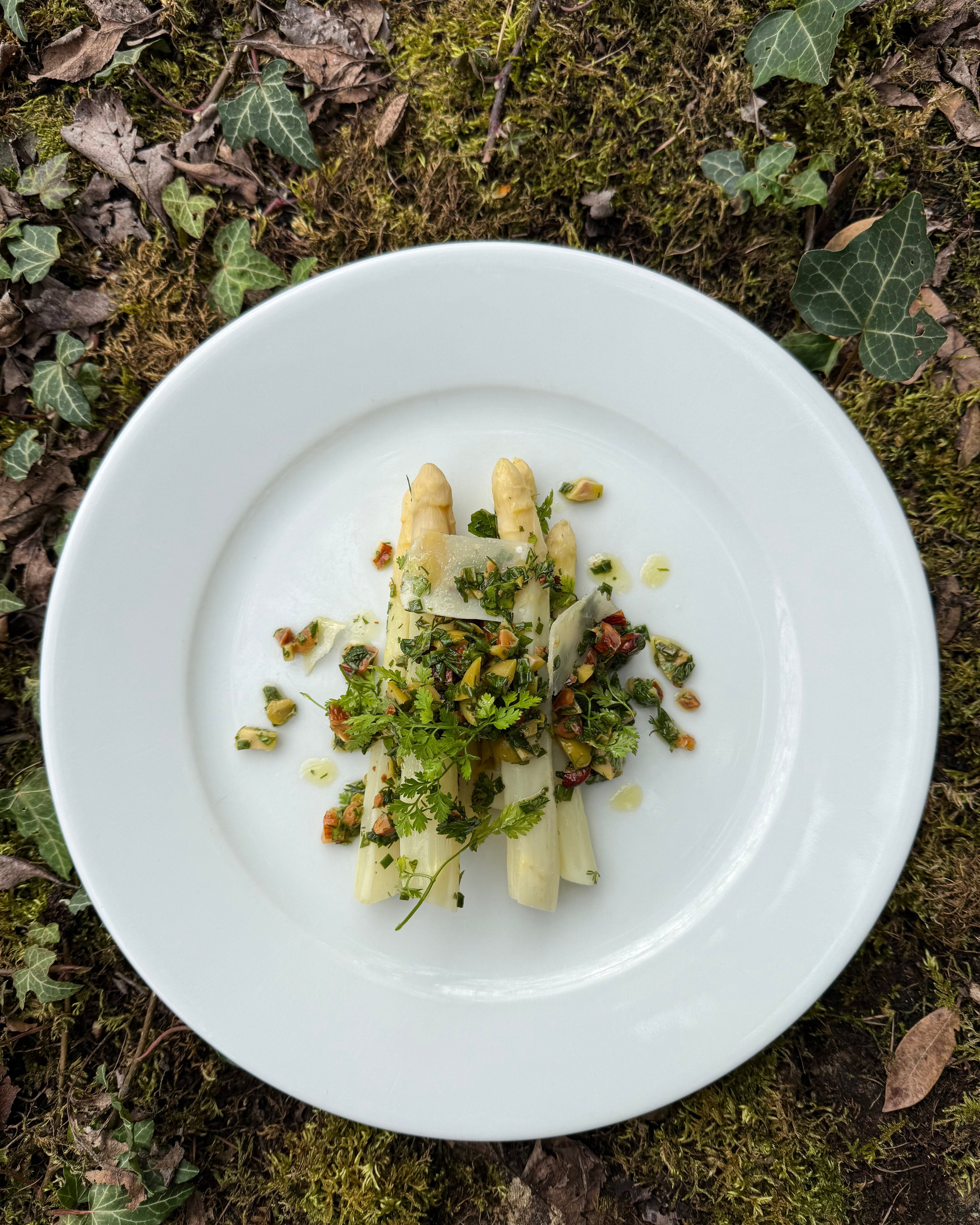 White Asparagus with Herb Sauce